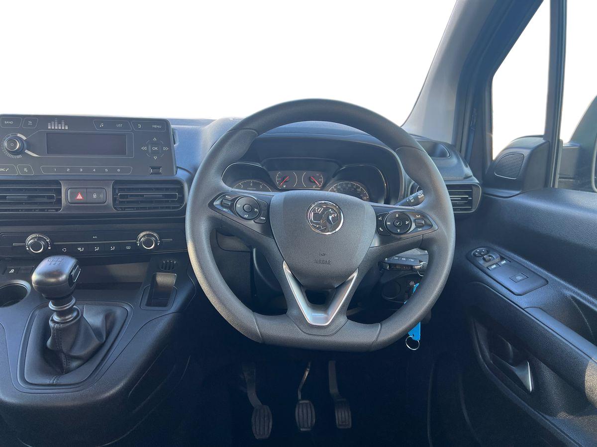 Used Vauxhall Combo Life 2022 for sale - 76888625: Photo 12