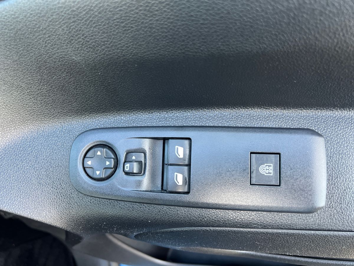 Used Vauxhall Combo Life 2022 for sale - 76888625: Photo 17