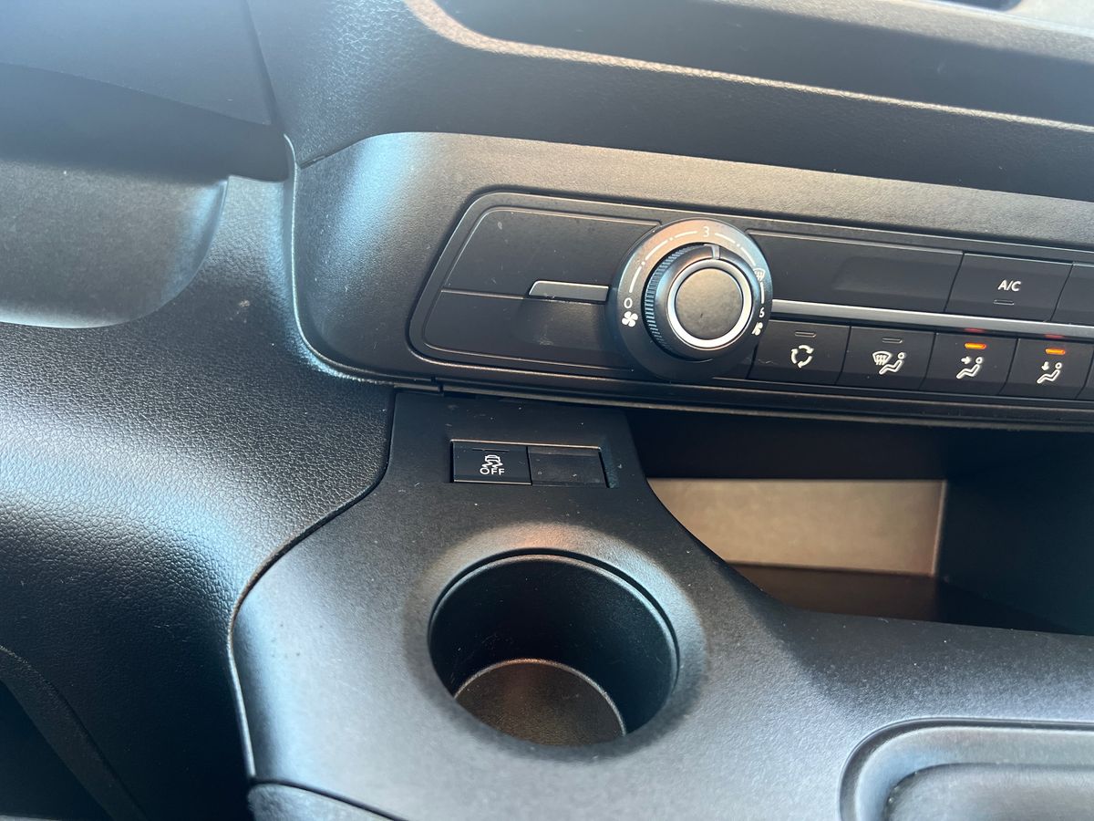 Used Vauxhall Combo Life 2022 for sale - 76888625: Photo 29