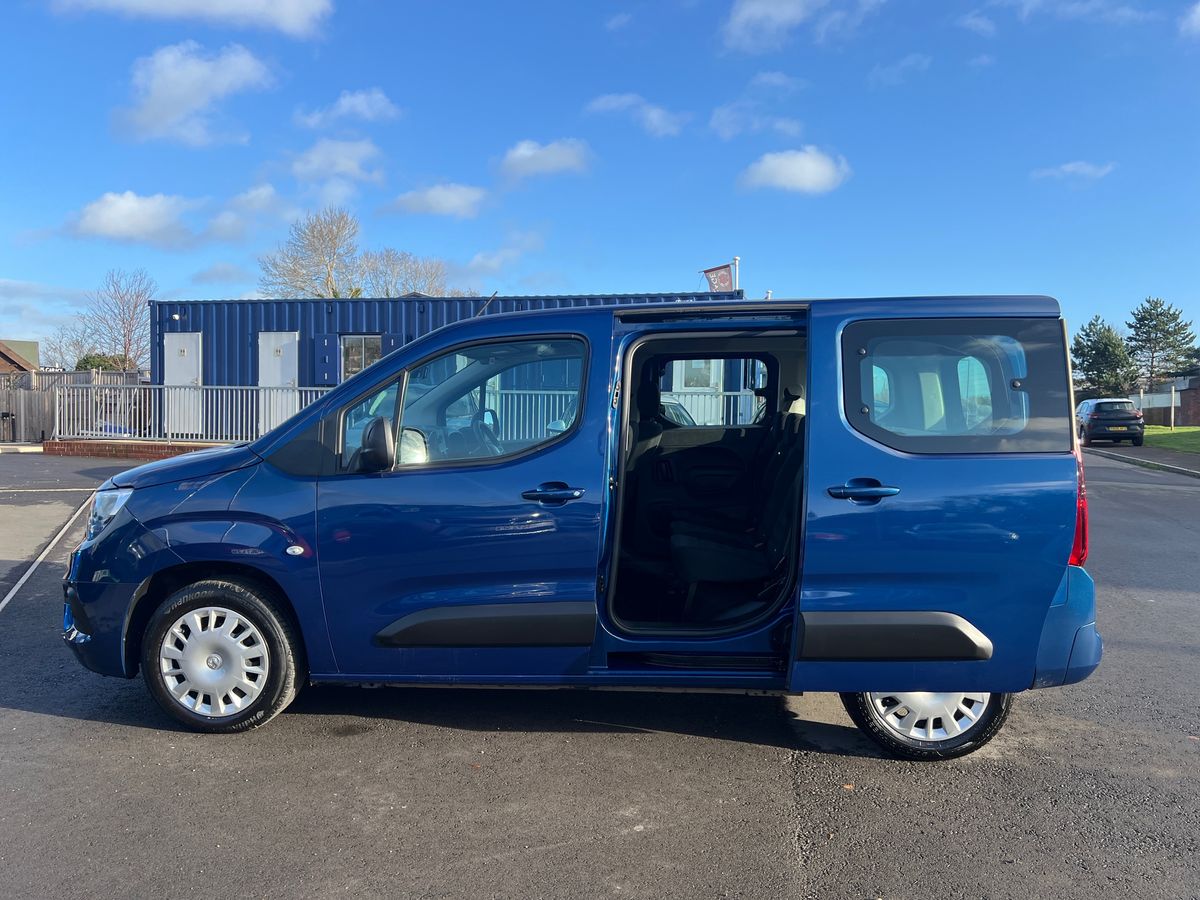 Used Vauxhall Combo Life 2022 for sale - 76888625: Photo 40