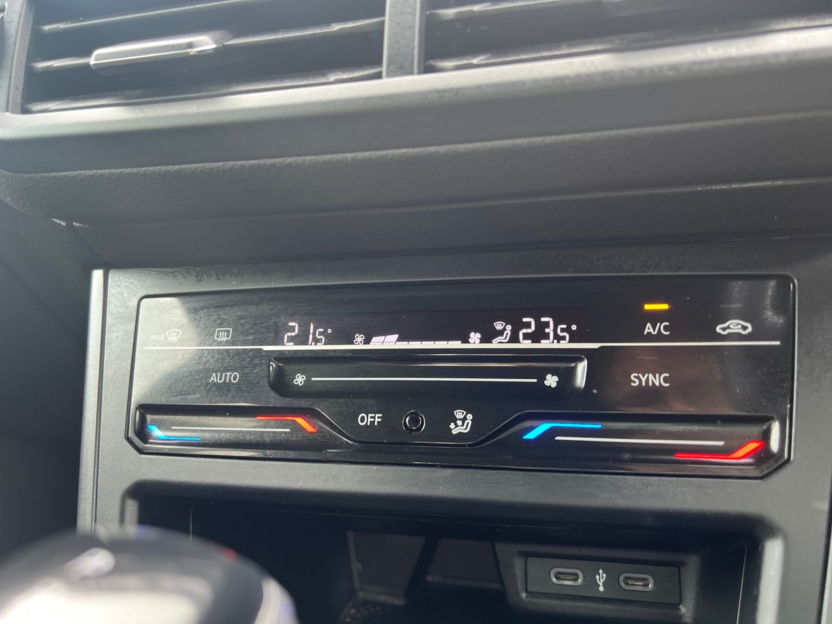 Used Volkswagen Polo 2023 for sale - 76640195: Photo 16