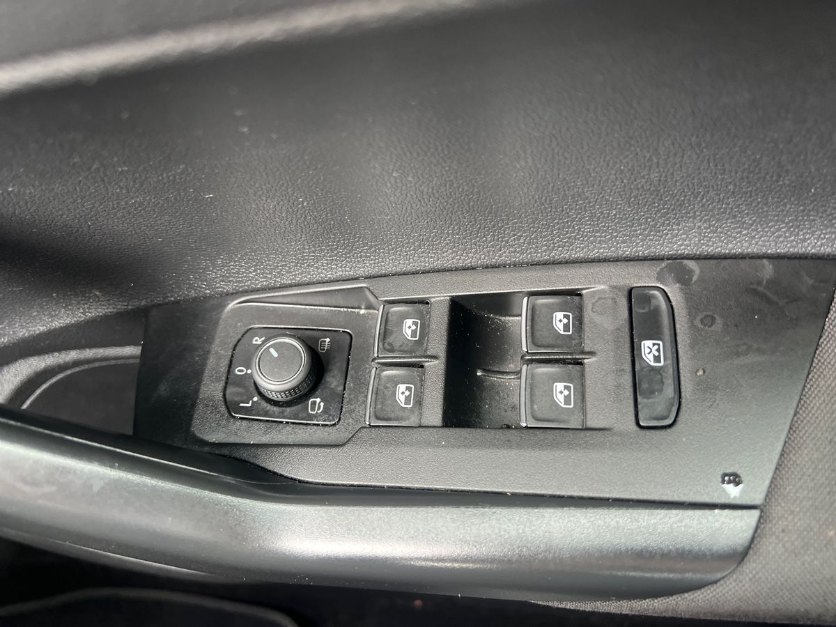 Used Volkswagen Polo 2023 for sale - 76640195: Photo 17