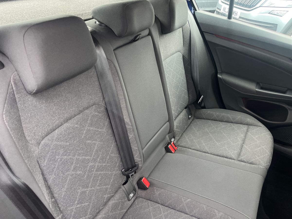 Used Volkswagen Golf 2021 for sale - 76647853: Photo 24