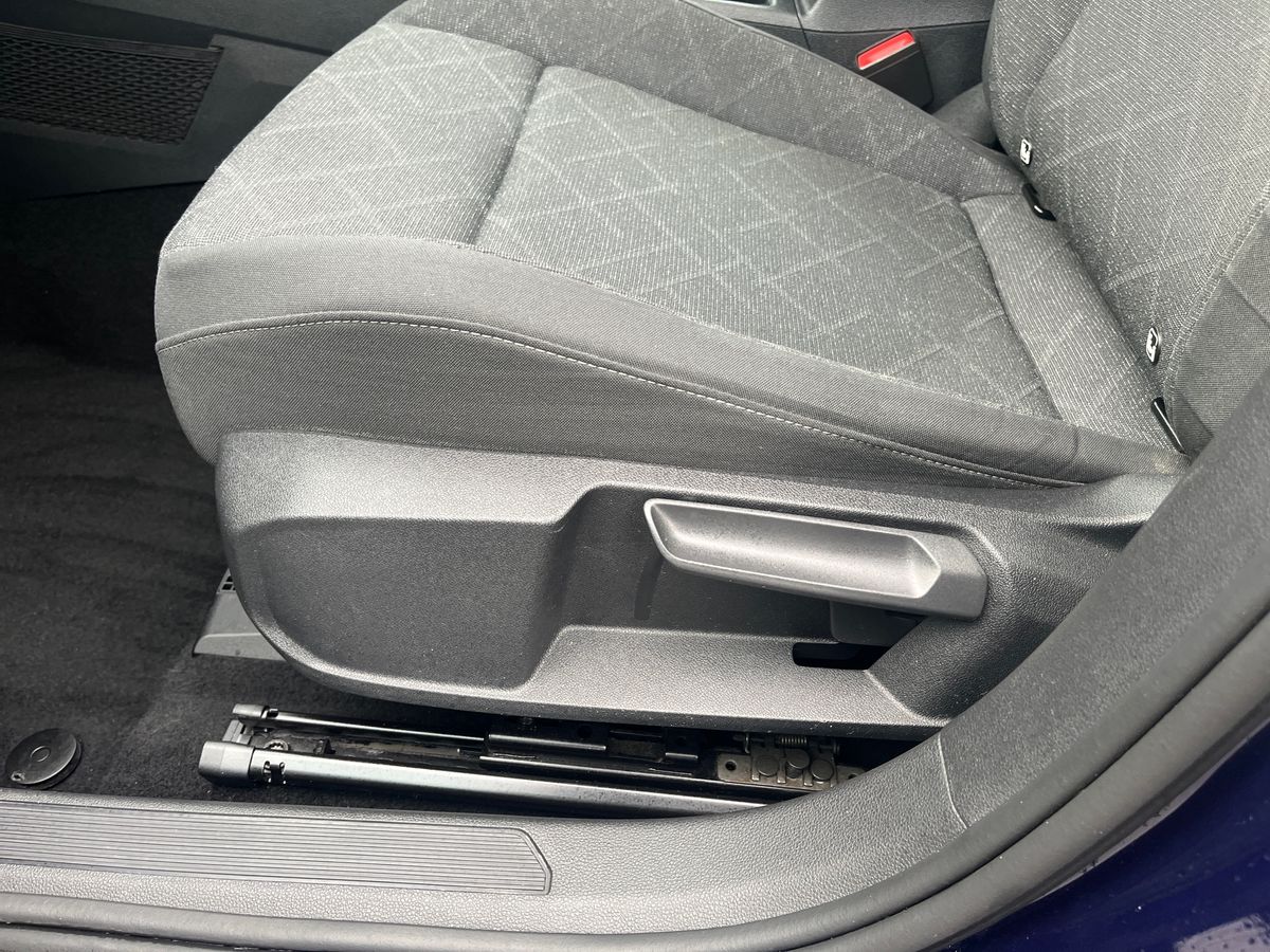 Used Volkswagen Golf 2021 for sale - 76647853: Photo 32