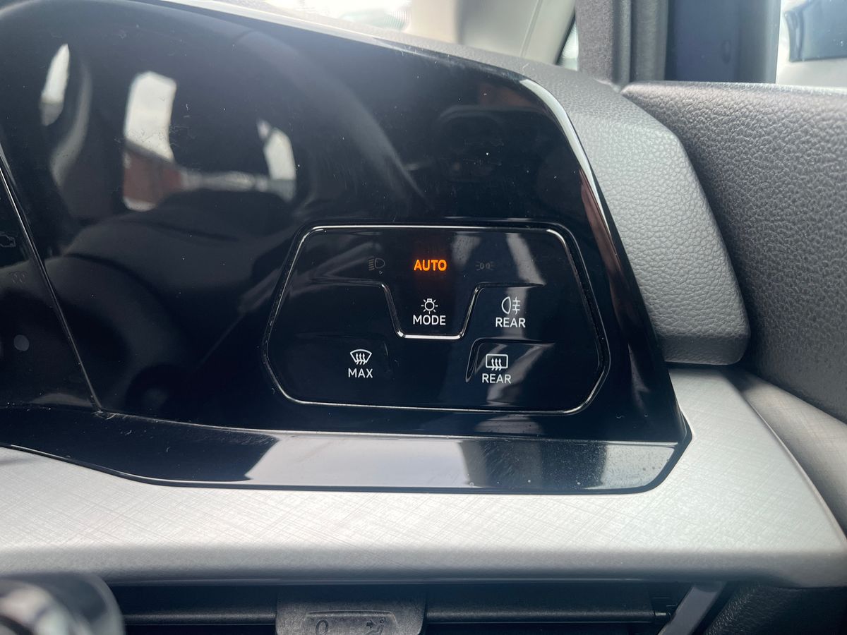 Used Volkswagen Golf 2021 for sale - 76647853: Photo 35