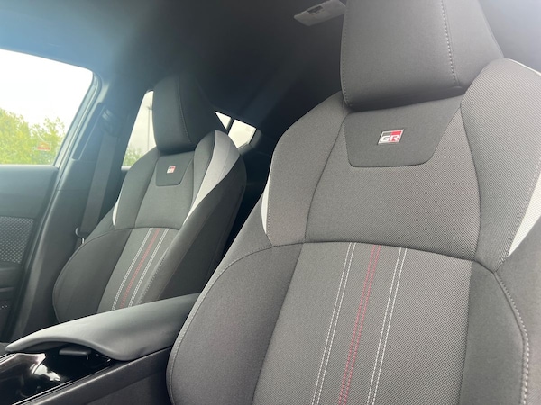 Used Toyota C-HR 2021 for sale - 75625196: Photo 38