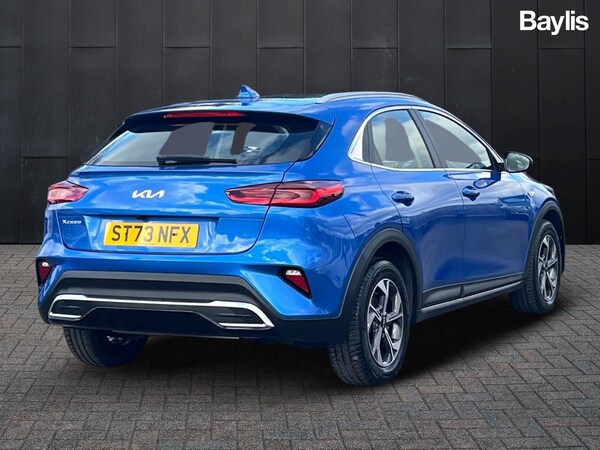 Used Kia XCeed 2023 for sale - 75526652: Photo 2