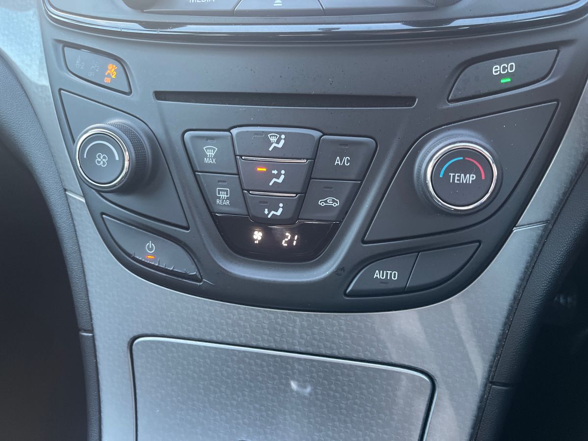 Used Vauxhall Insignia 2016 for sale - 76921676: Photo 16