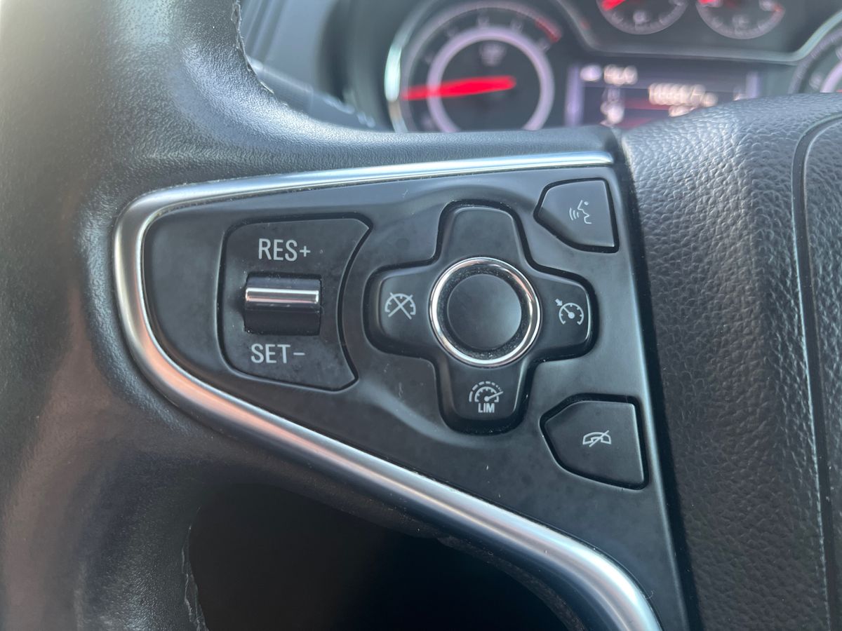 Used Vauxhall Insignia 2016 for sale - 76921676: Photo 22