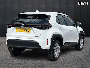 Used Toyota Yaris Cross 2022 for sale - 75483202: Photo