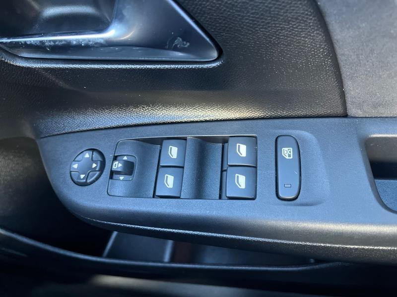 Used Vauxhall Corsa for sale - 77910587: Photo 17