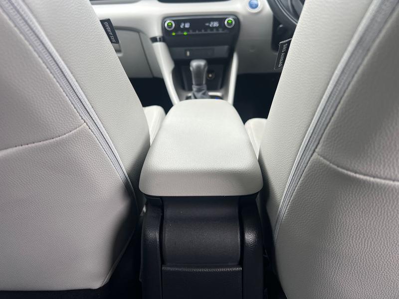 Used Toyota Yaris 2022 for sale - 77901169: Photo 32