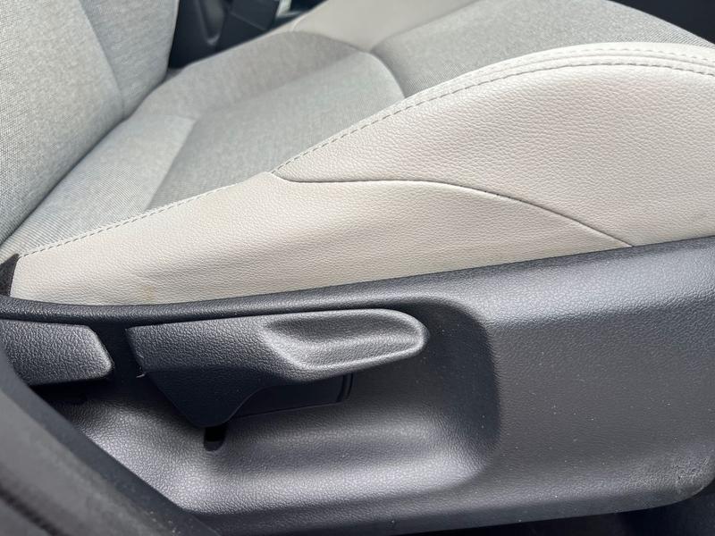 Used Toyota Yaris 2022 for sale - 77901169: Photo 37