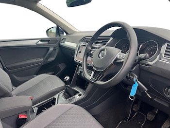 Used Volkswagen Tiguan 2020 for sale - 76096076: Photo 3