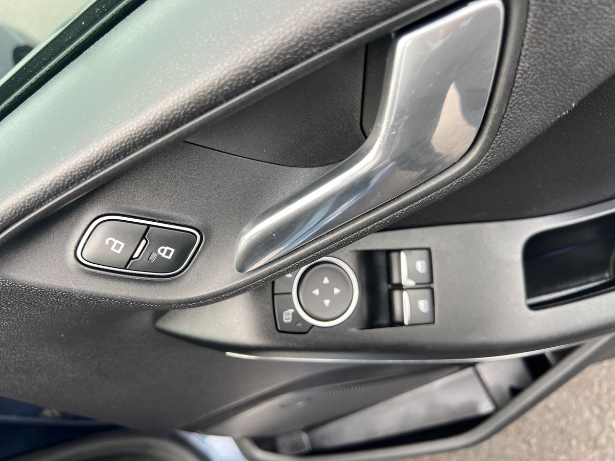 Used Ford Fiesta 2019 for sale - 76494102: Photo 17