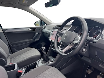 Used Volkswagen Tiguan 2022 for sale - 75483217: Photo