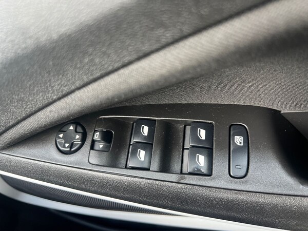 Used Vauxhall Crossland 2021 for sale - 75742835: Photo 17