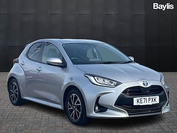 Used Toyota Yaris 2022 for sale - 75992974: Photo