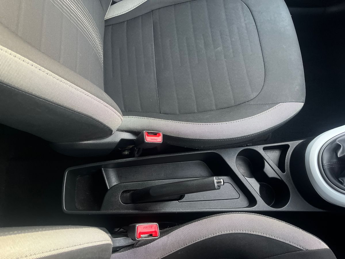 Used Hyundai i10 2022 for sale - 76921802: Photo 30