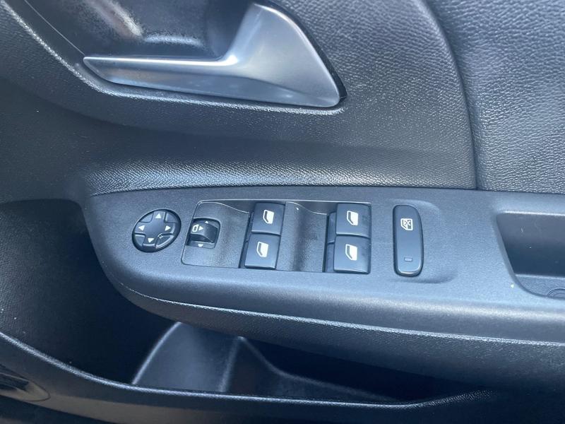 Used Vauxhall Corsa 2021 for sale - 78117228: Photo 17