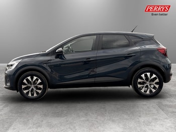 Used Renault Captur 2023 for sale - 79365137: Photo
