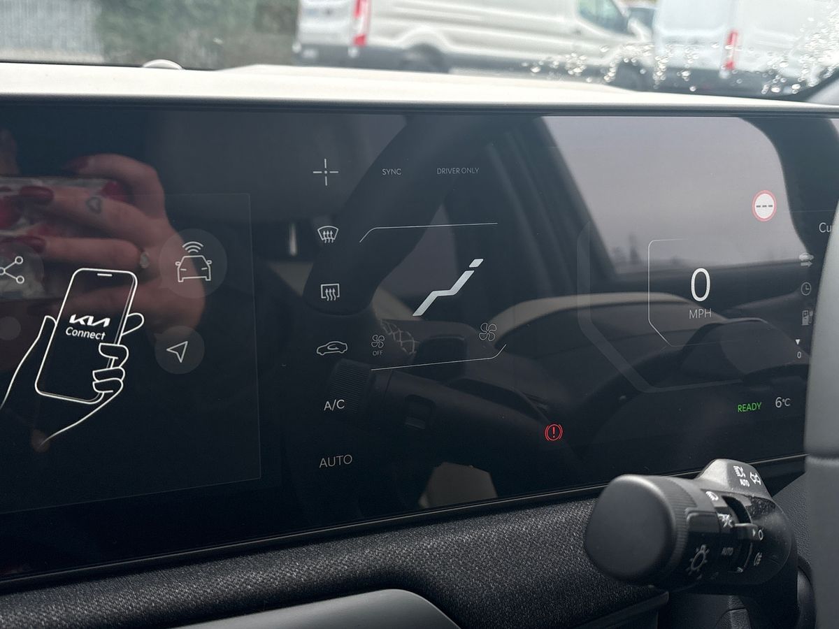 Used Kia EV3 2025 for sale - 76792511: Photo 12