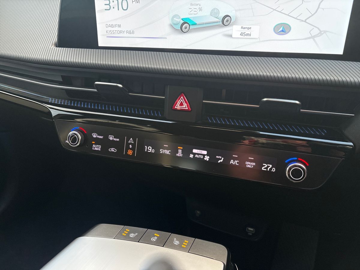 Used Kia EV6 2024 for sale - 76650636: Photo 12