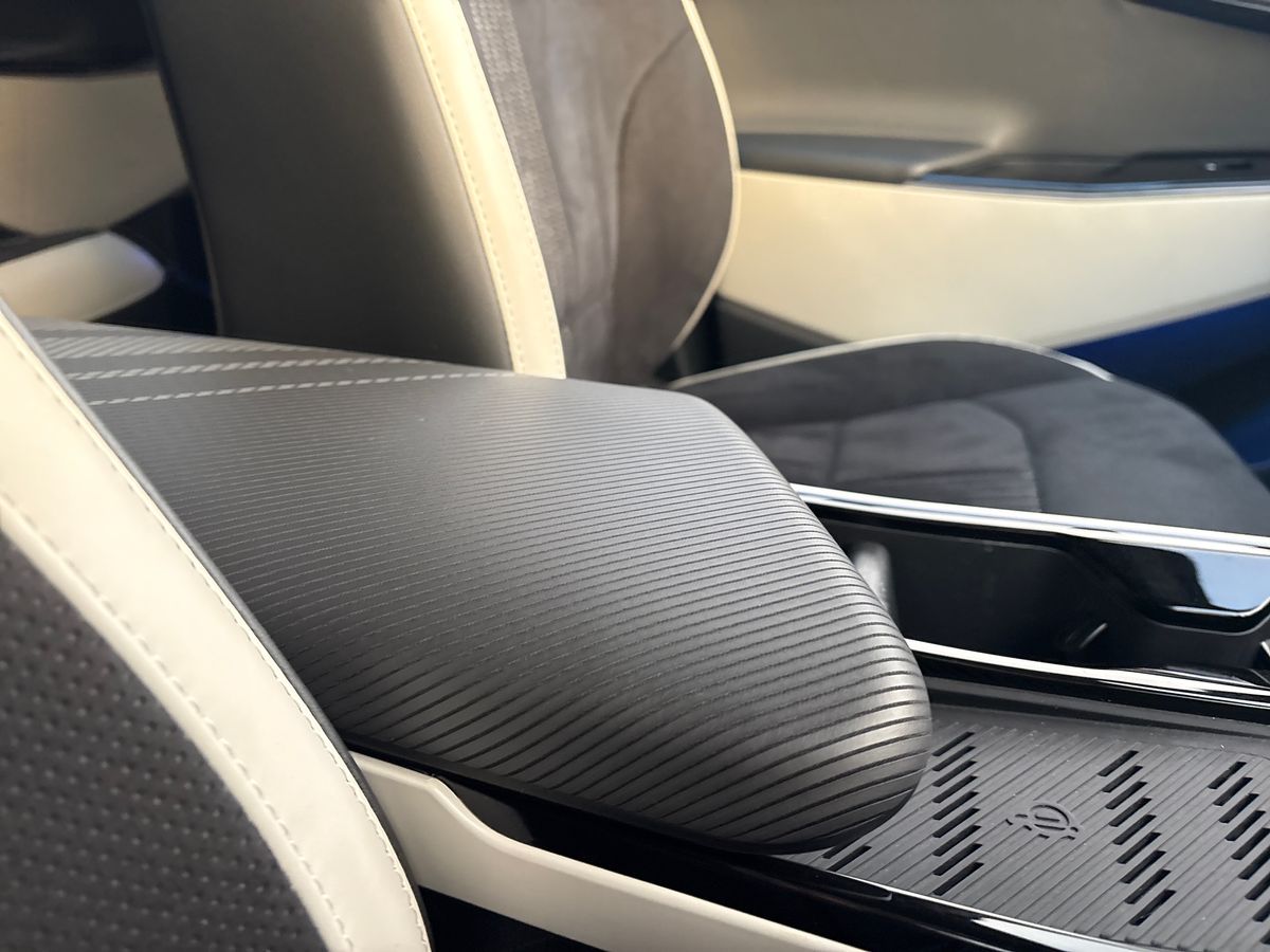 Used Kia EV6 2024 for sale - 76650636: Photo 35