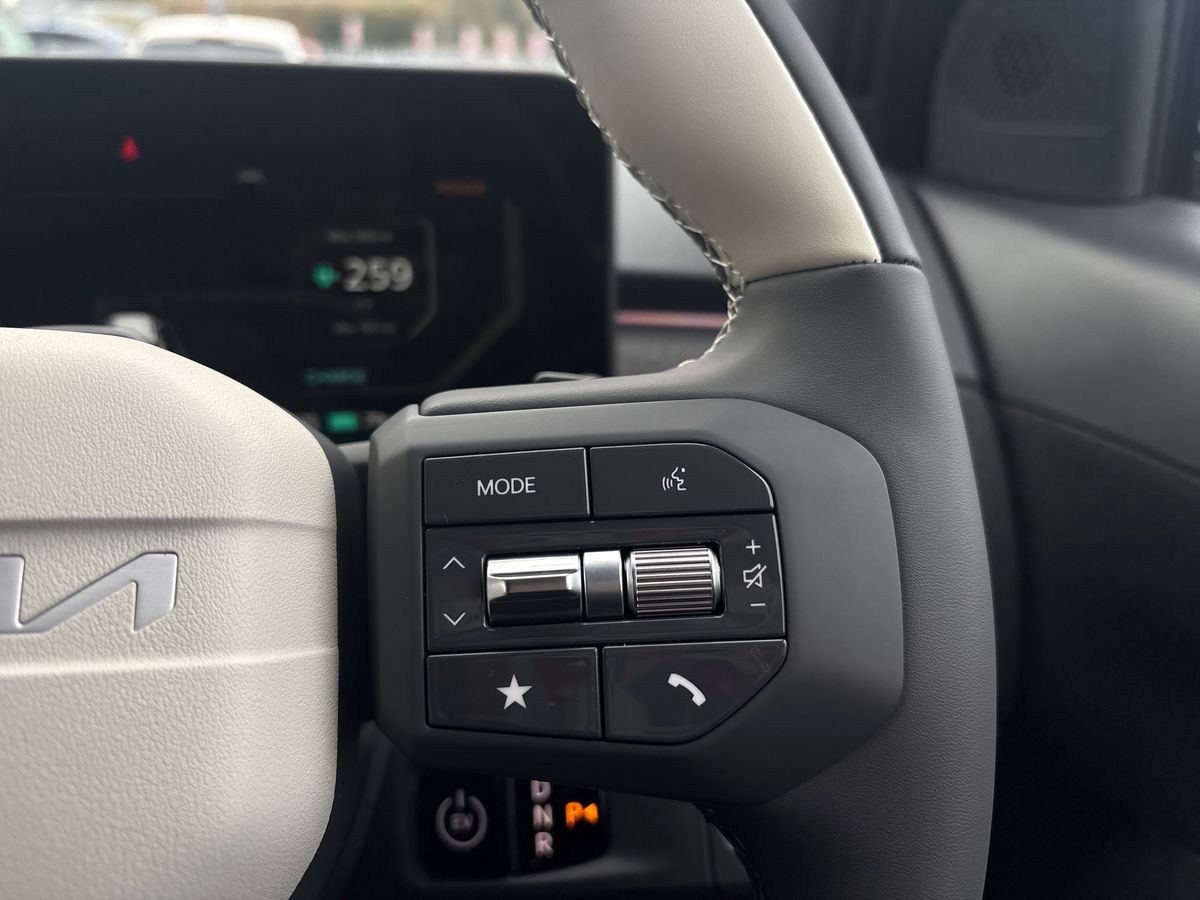 Used Kia EV3 2025 for sale - 76878351: Photo 21