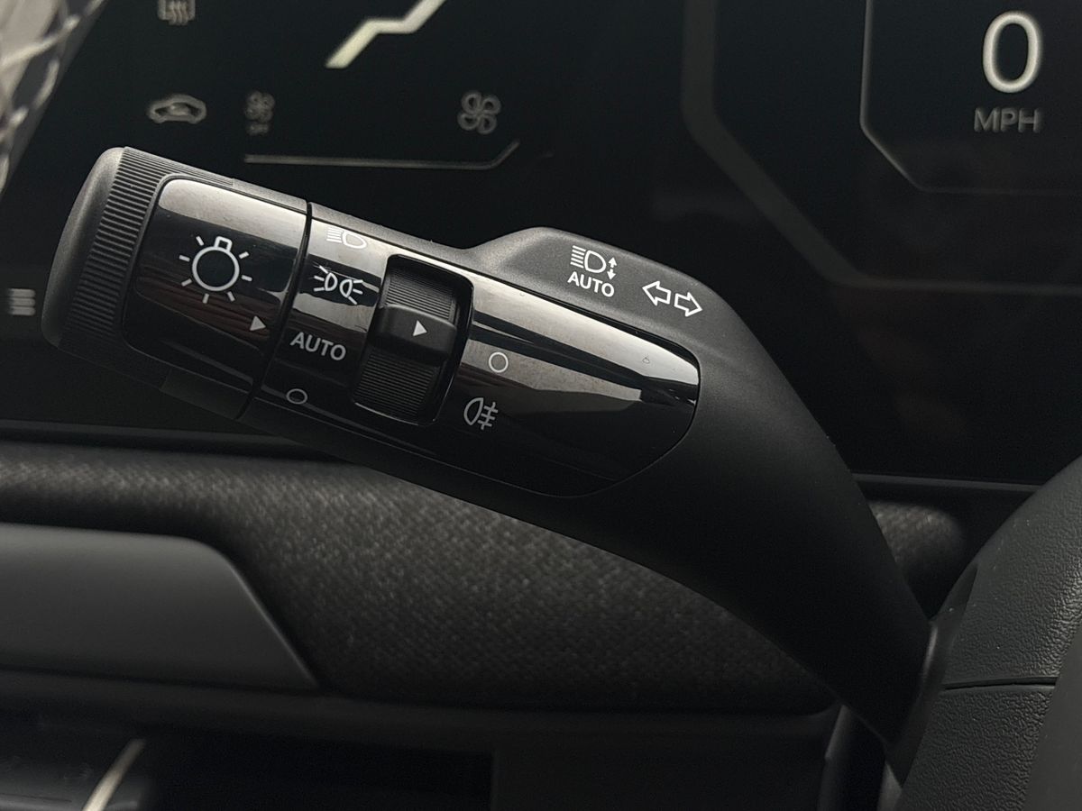 Used Kia EV3 2025 for sale - 76878351: Photo 25