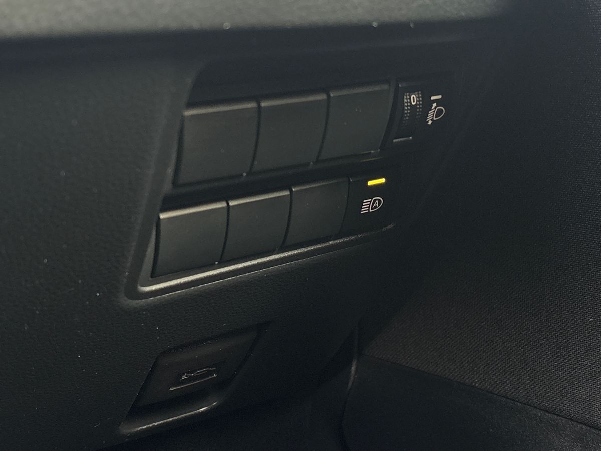 Used Toyota Yaris Cross 2022 for sale - 77283365: Photo 24