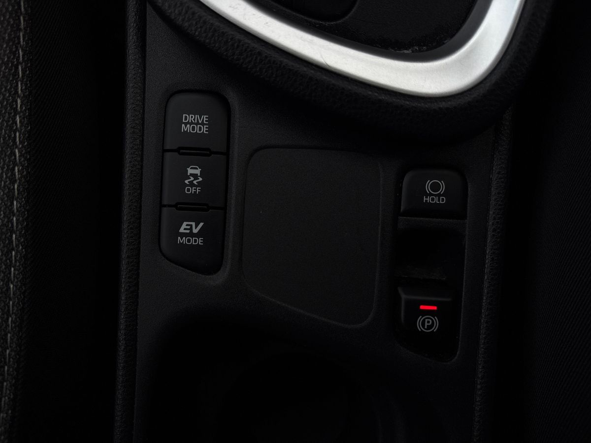 Used Toyota Yaris Cross 2022 for sale - 77283365: Photo 33