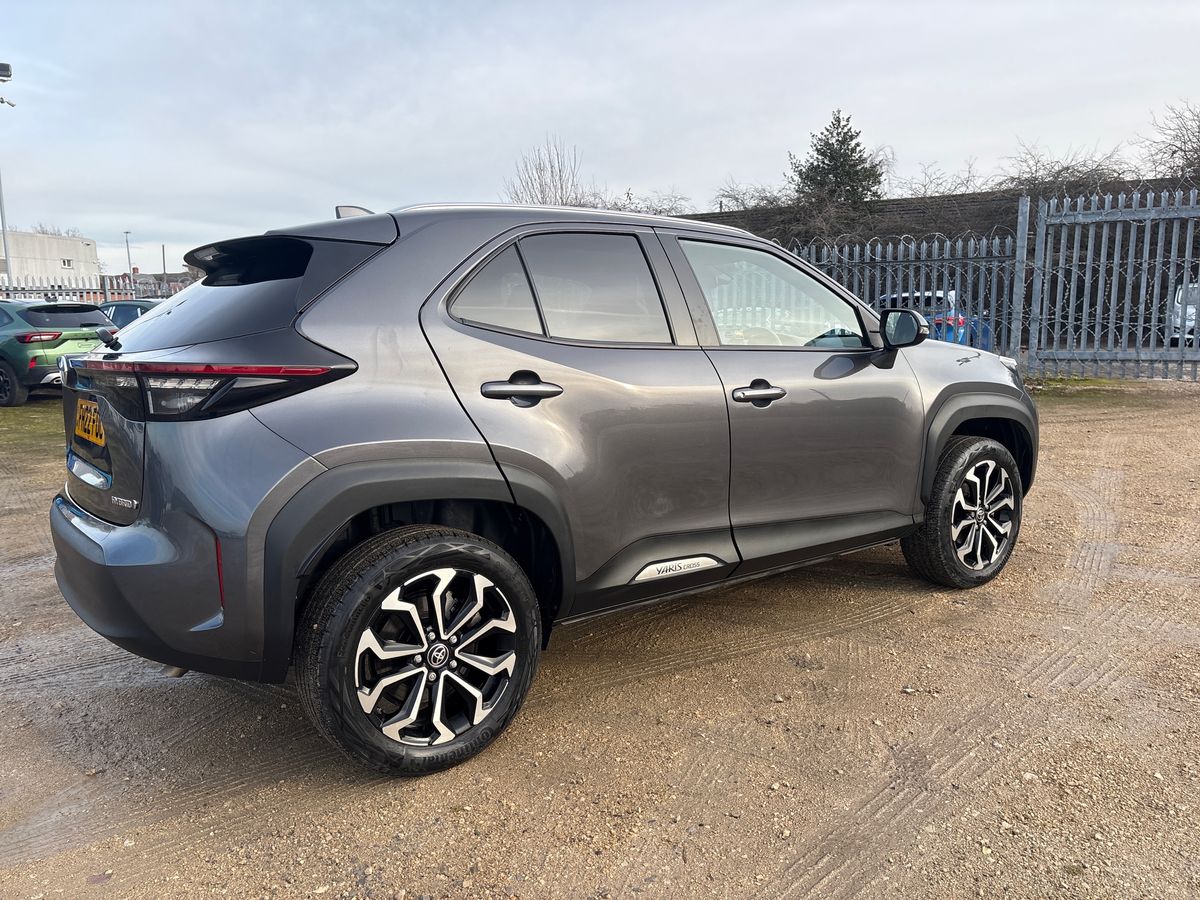 Used Toyota Yaris Cross 2022 for sale - 77283365: Photo 37