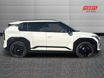Used Kia EV3 2025 for sale - 76142310: Photo 3