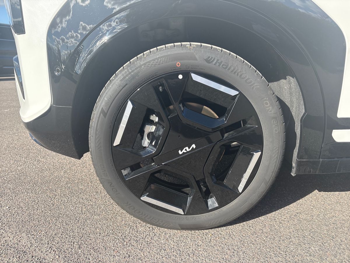 Used Kia EV3 2025 for sale - 76142310: Photo 8