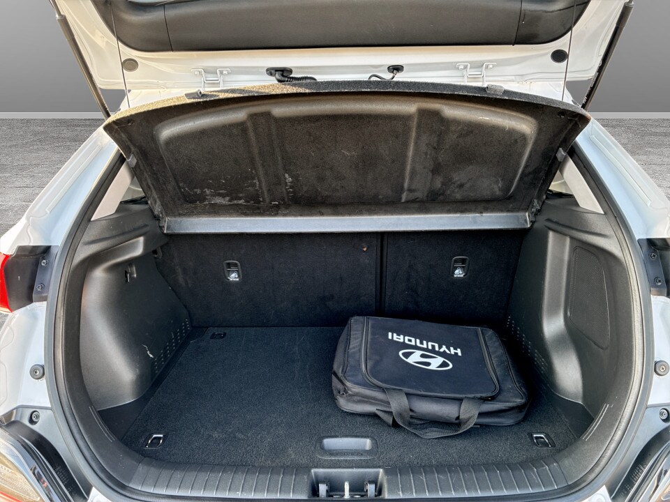 Used Hyundai KONA 2023 for sale - 77932047: Photo 11