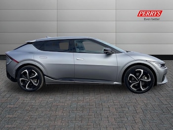 Used Kia EV6 2023 for sale - 76220008: Photo