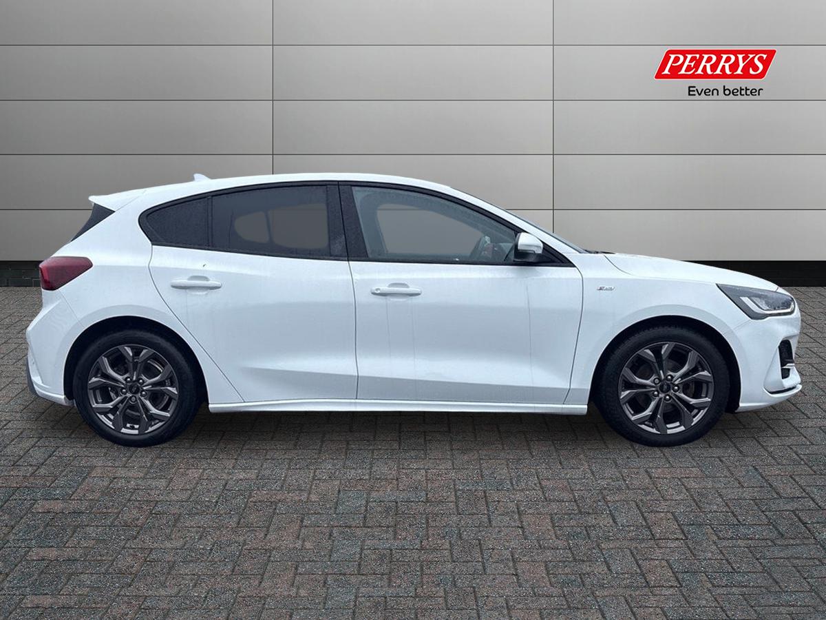 Used Ford Focus 2022 for sale - 77340878: Photo 3