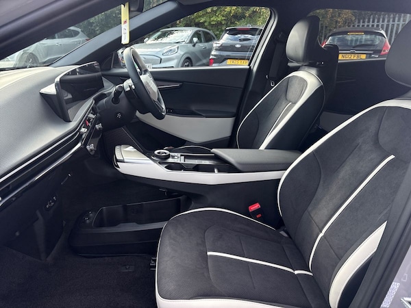 Used Kia EV6 2025 for sale - 76171142: Photo 43