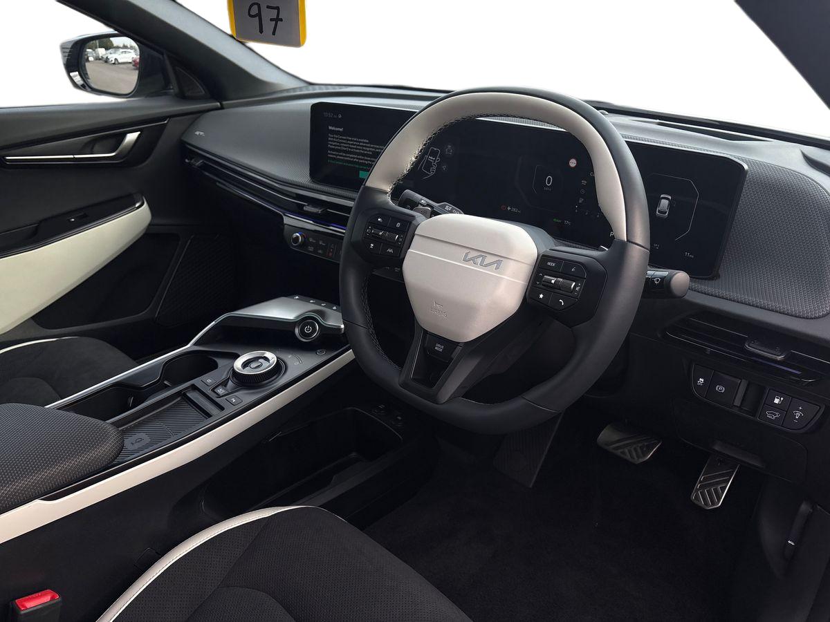 Used Kia EV6 2025 for sale - 76171142: Photo 8