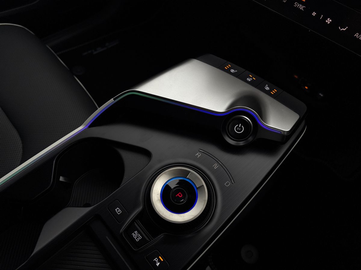 Used Kia EV6 2025 for sale - 76230687: Photo 25