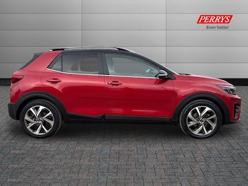 Used Kia Stonic 2021 for sale - 76219840: Photo