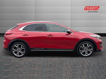 Used Kia XCeed 2022 for sale - 76128303: Photo 4