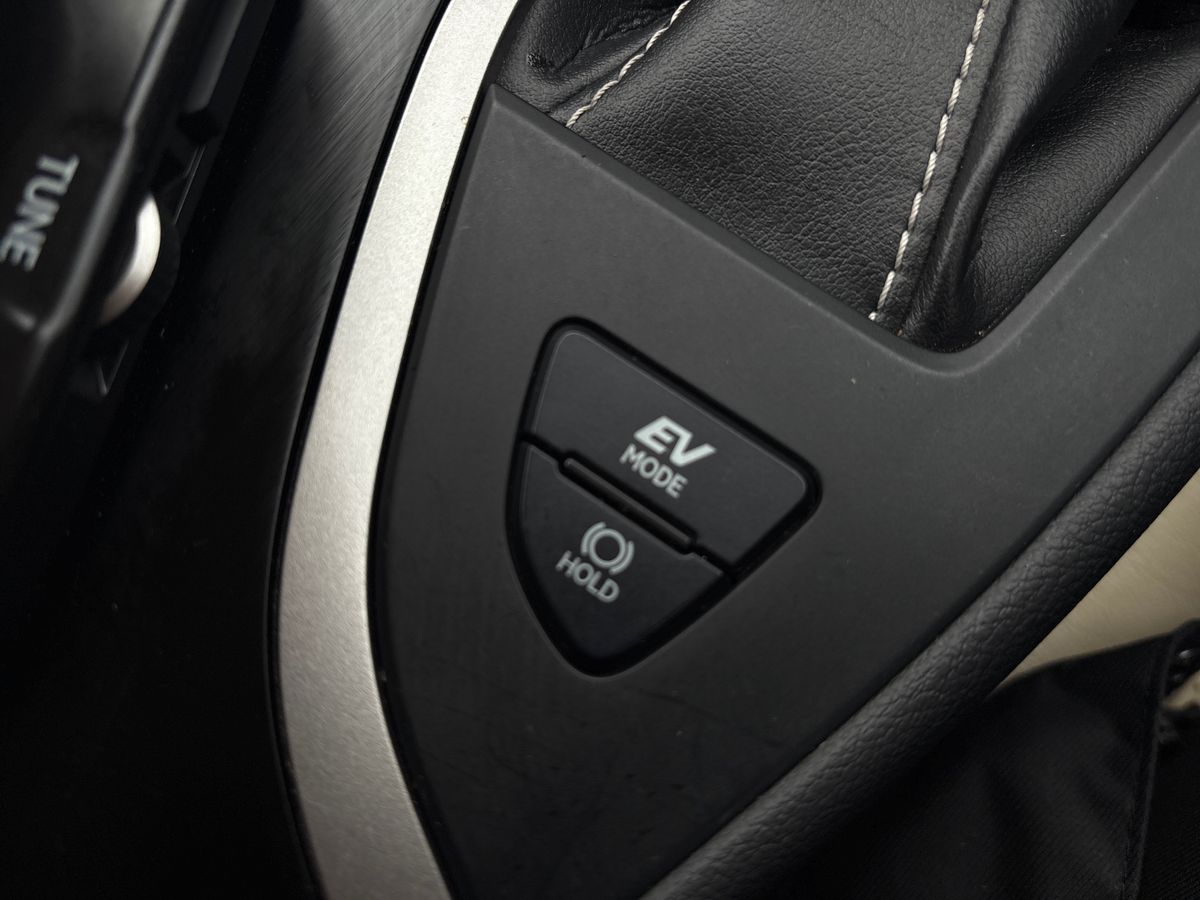 Used Lexus UX 2019 for sale - 77517025: Photo 35