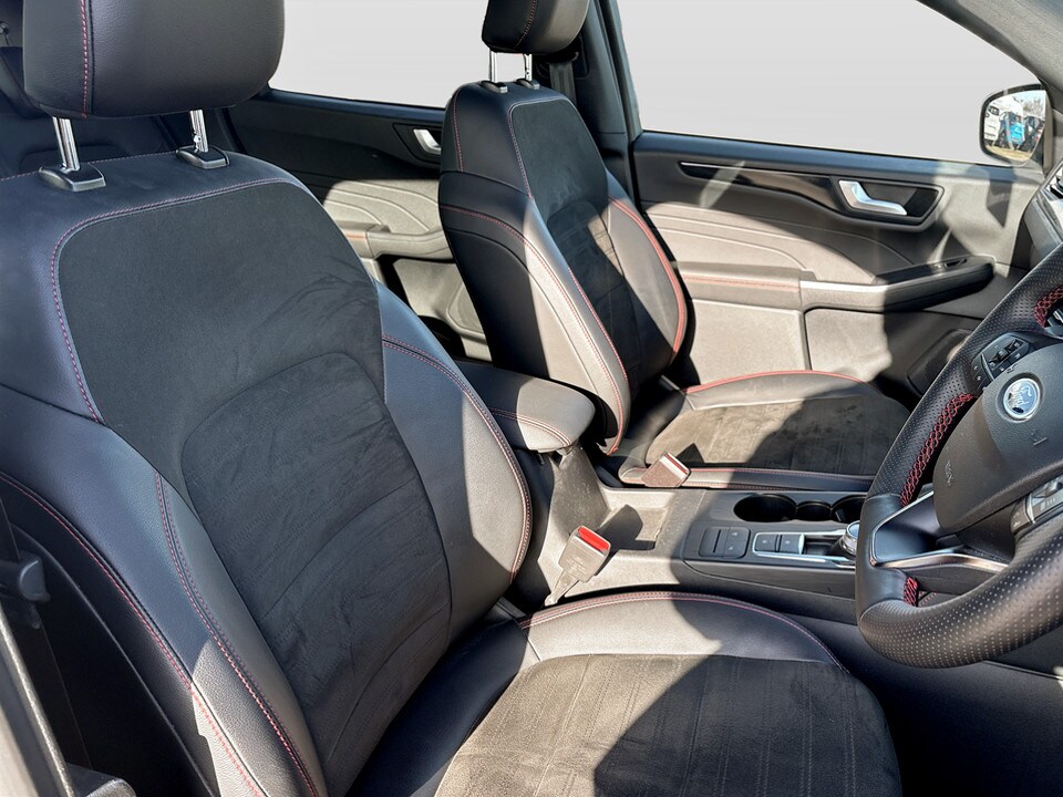 Used Ford Kuga 2023 for sale - 77980467: Photo 24