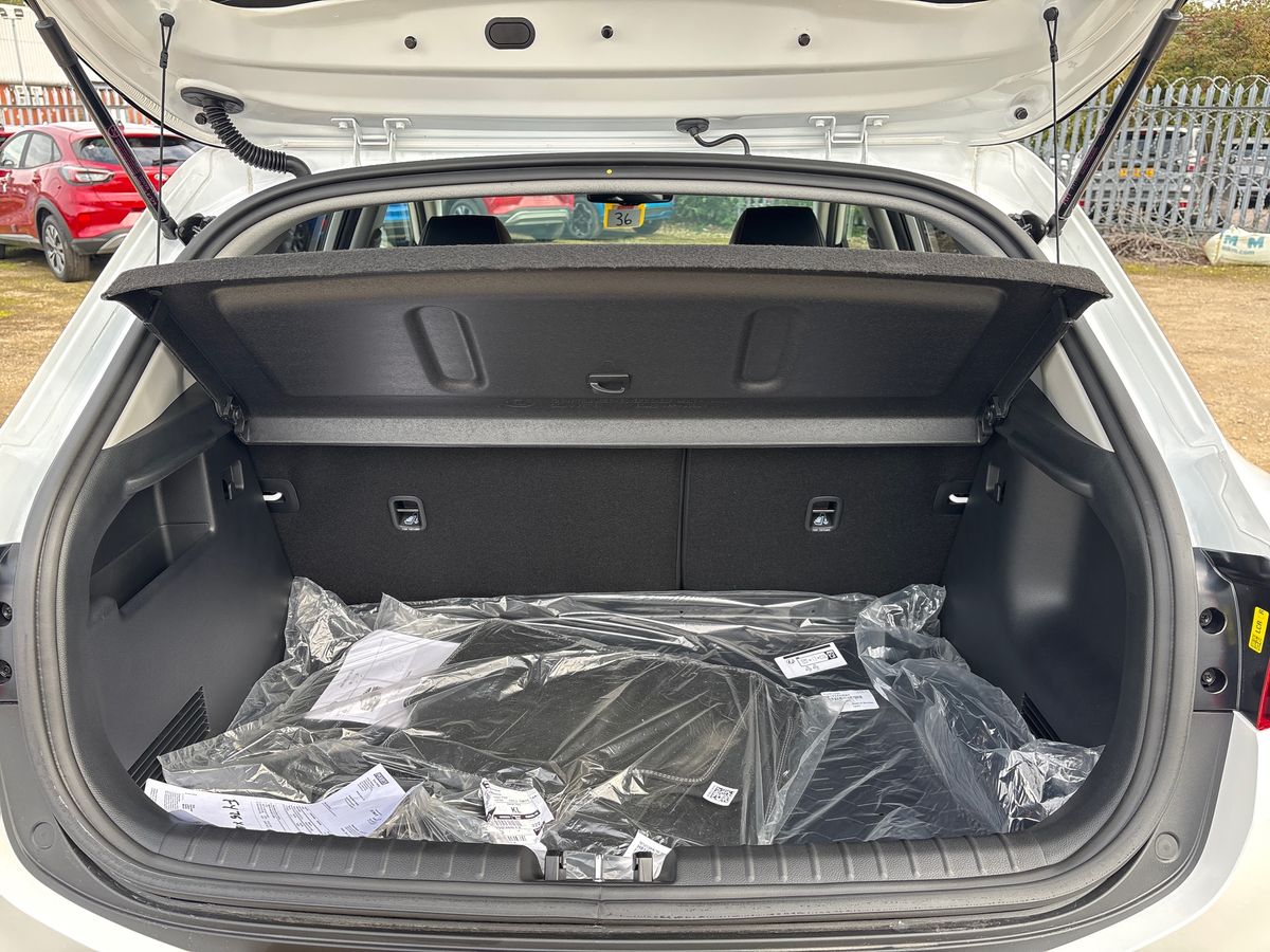 Used Kia Stonic 2025 for sale - 76230655: Photo 20