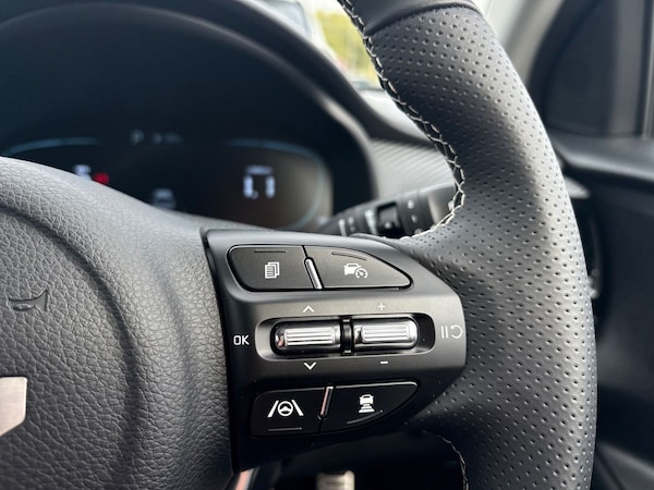 Used Kia Stonic 2025 for sale - 76230655: Photo 25