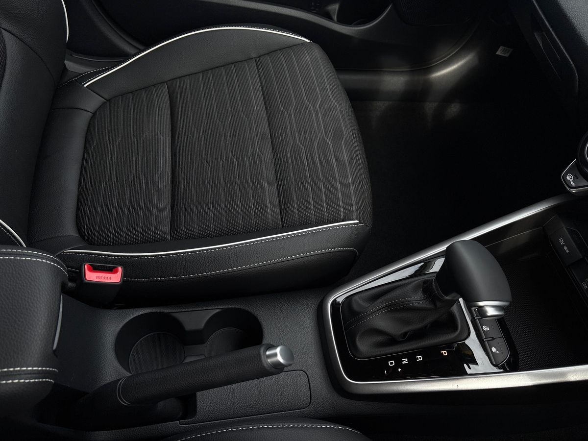 Used Kia Stonic 2025 for sale - 76230655: Photo 33