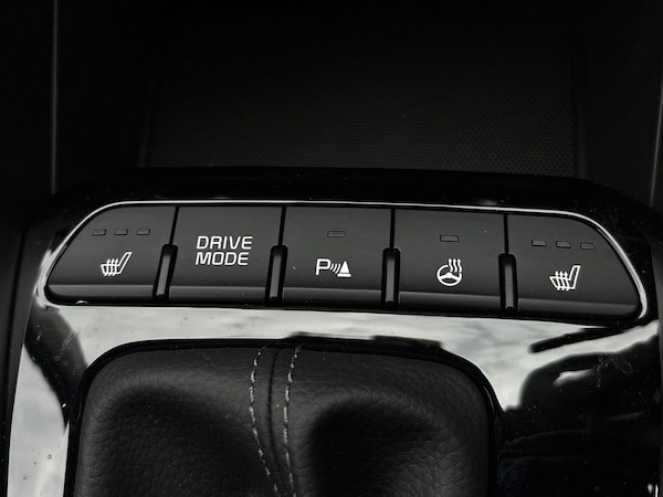 Used Kia Stonic 2025 for sale - 76230655: Photo 33