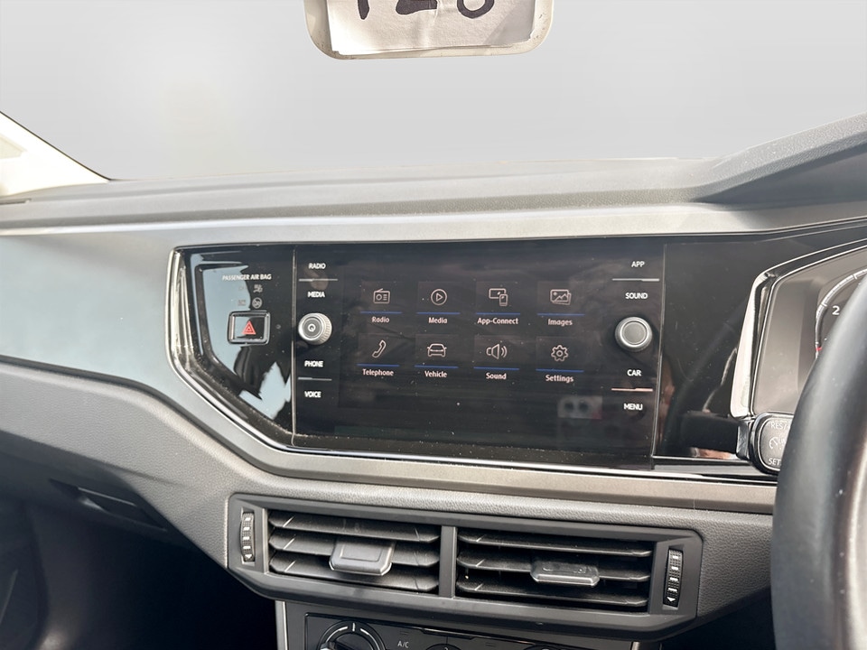 Used Volkswagen Polo 2019 for sale - 77980523: Photo 13